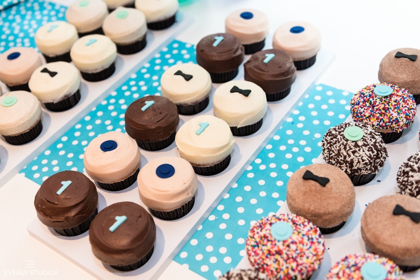 Children's first birthday party at Sprinkles NYC. Photos by New York children's birthday party photographer Everly Studios, www.everlystudios.com
