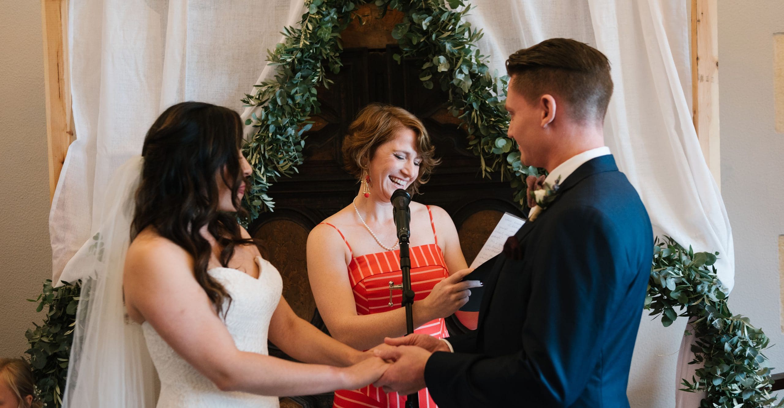 How to become an officiant in NYC